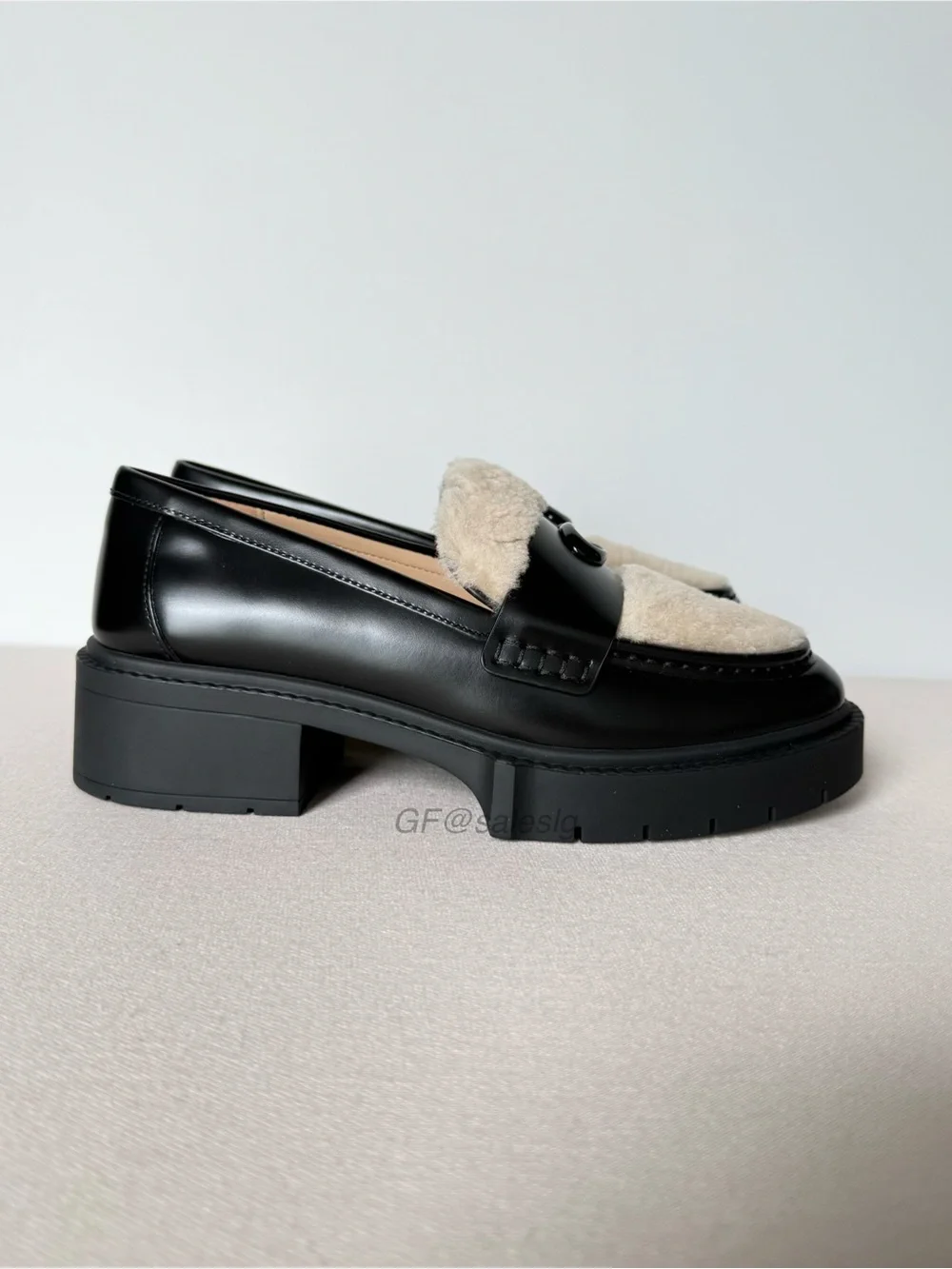 NWT Coach Leah Loafer lady’s Shoes Size 6.5 Black CX033